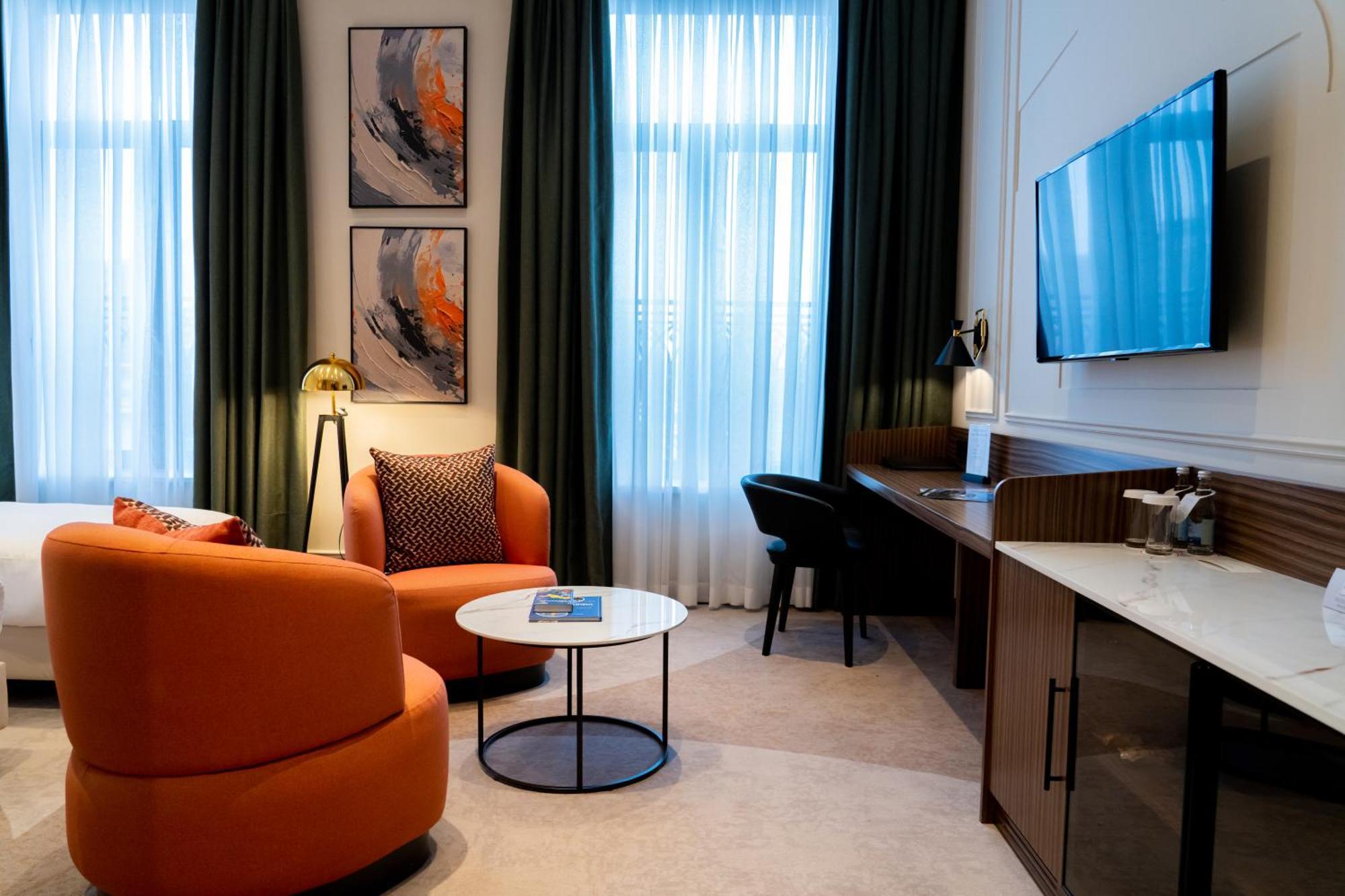 Crowne Plaza Tashkent By Ihg Exterior foto